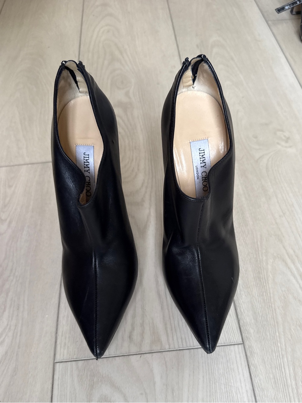 JIMMY CHOOS HEELS